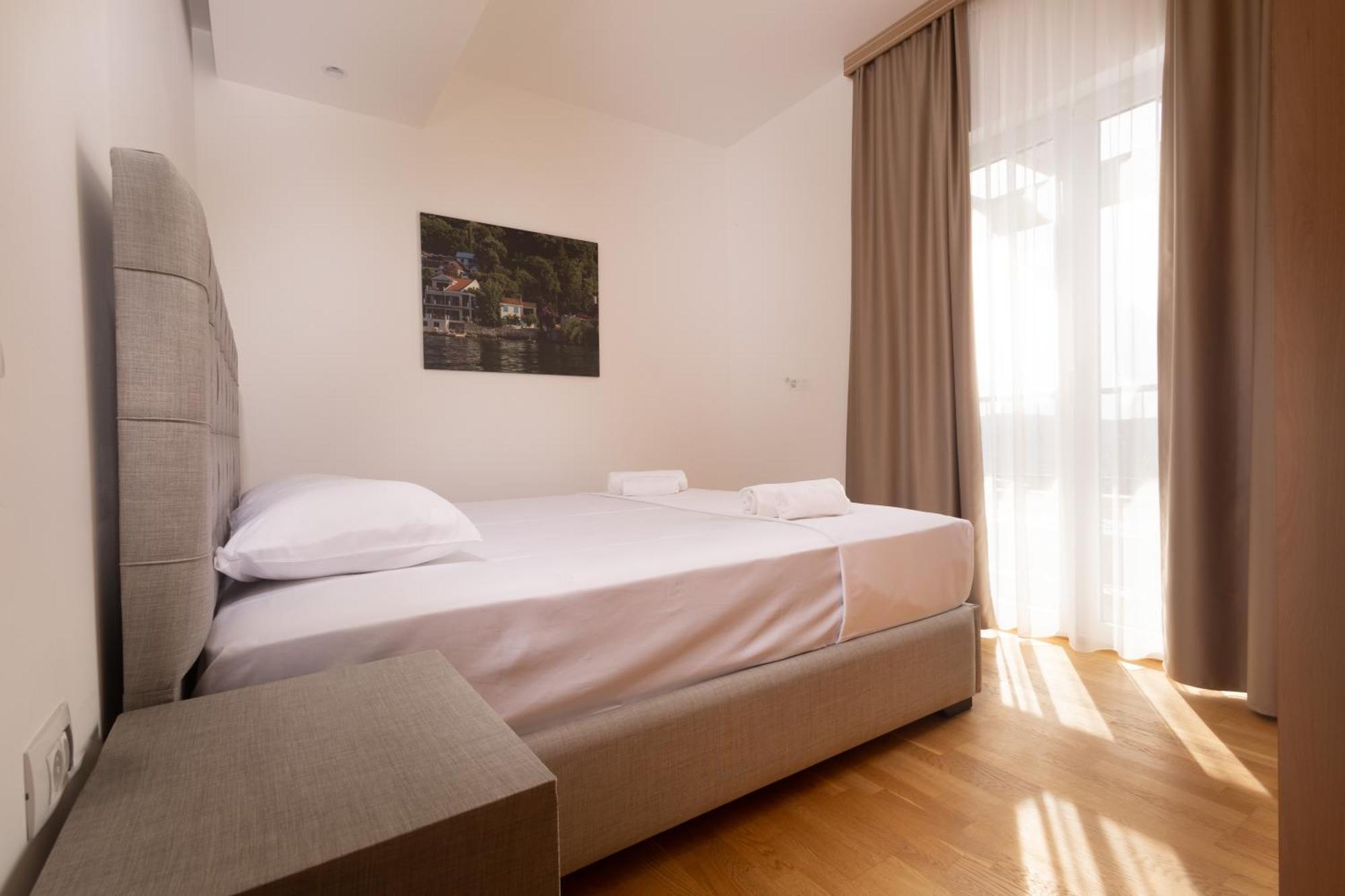 Panorama Bay Luxury Apartments Kotor Exterior photo