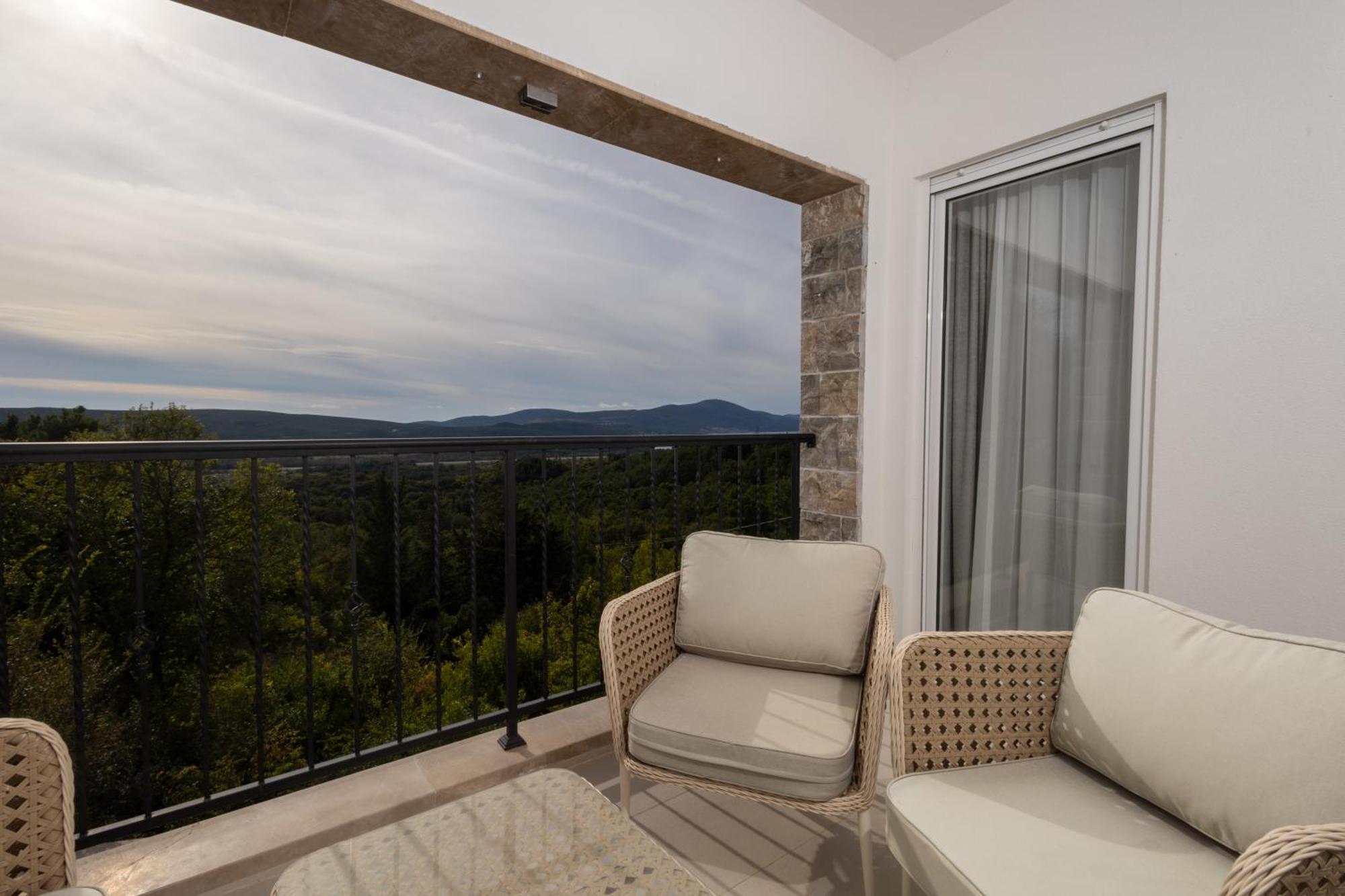 Panorama Bay Luxury Apartments Kotor Exterior photo